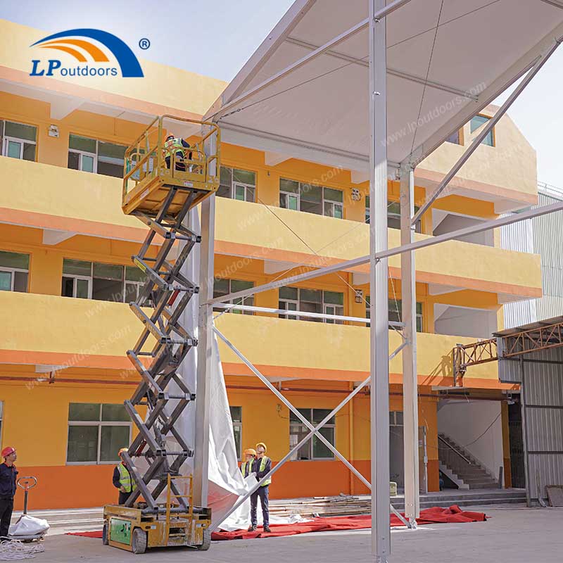 tente de construction d'essai en usine