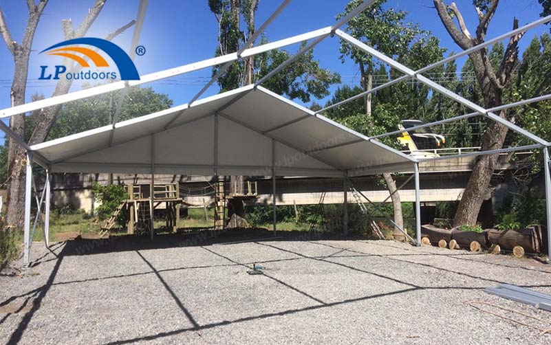 Qualité et durée de vie de la tente d'événement en PVC en aluminium