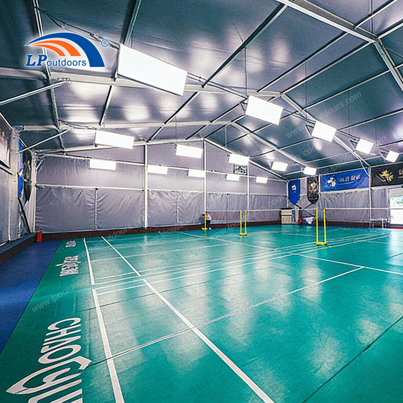 Couverture de terrain de badminton à structure en aluminium et solution de stade