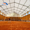 Couverture et structure d'ombrage pour courts de tennis commerciaux