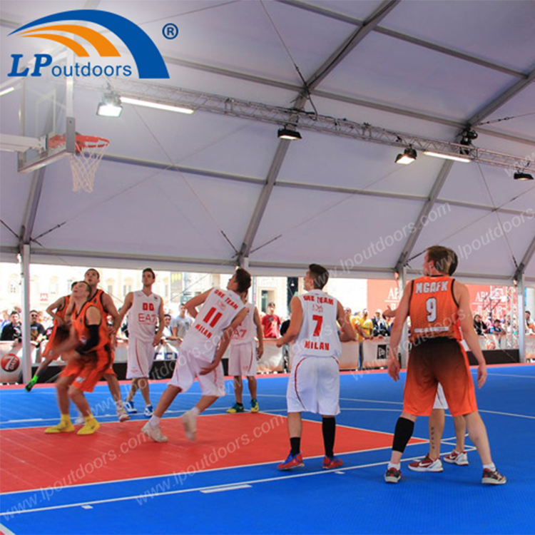 Bâtiment de salle de basket-ball polygone à dégagement élevé