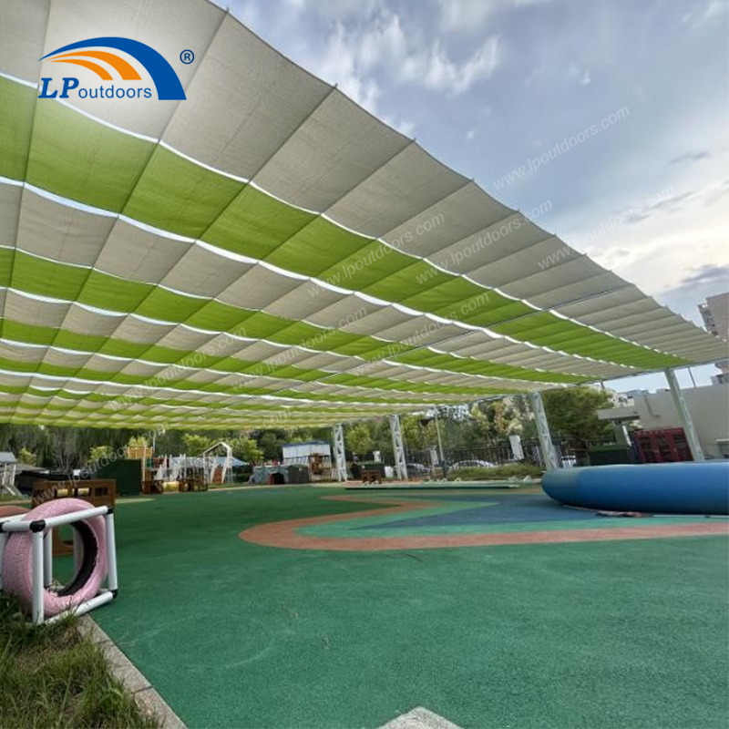 Pergola rétractable HDPE avec tissu extérieur durable pour abri solaire