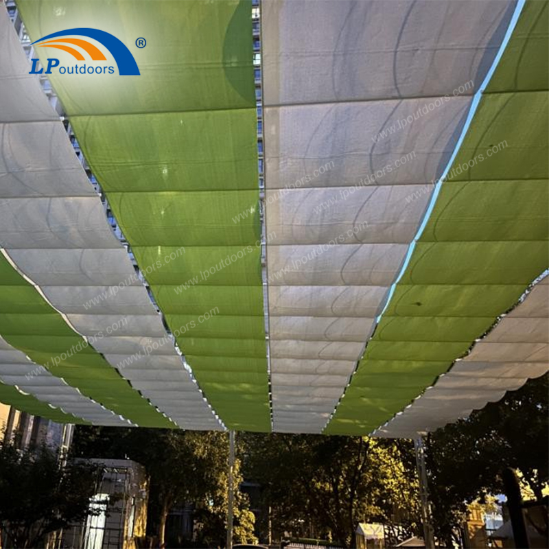 Pergola rétractable HDPE avec tissu extérieur durable pour abri solaire