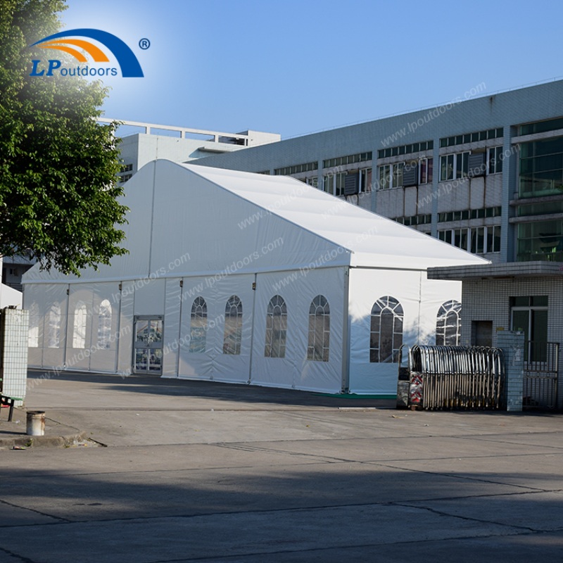 Grands b&acirc;timents temporaires.jpg