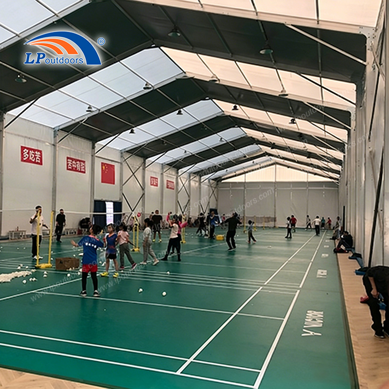 Couverture de terrain de badminton à structure en aluminium et solution de stade