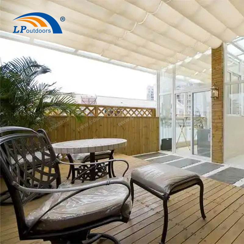 Pergola rétractable HDPE commercial pour les terrasses hôtelières
