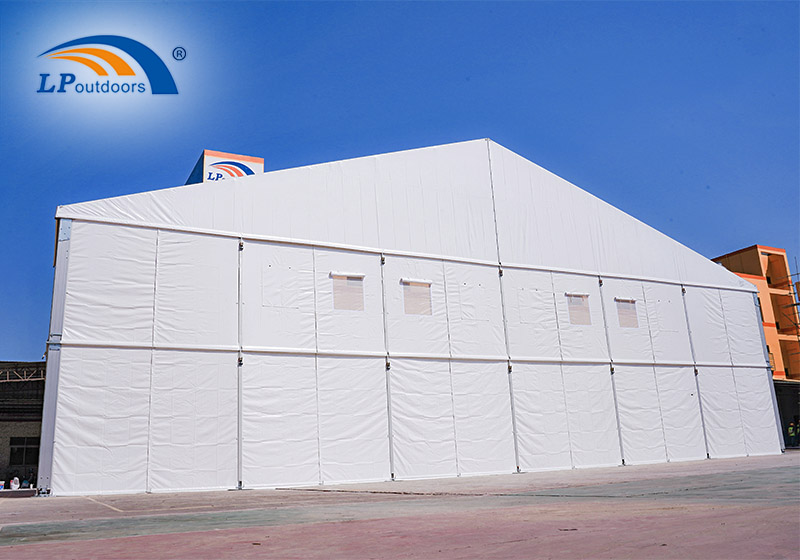 Projets de tentes de chapiteau à hauteur latérale élevée dans le monde entier