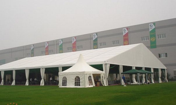 ‌Premium Durable résistant aux intempéries Spacieuse tente de parcours de golf modulaire