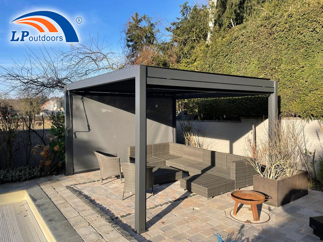 Pergola de belvédère en aluminium 4x6 6x4m avec toit à persiennes motorisé et stores enrouleurs