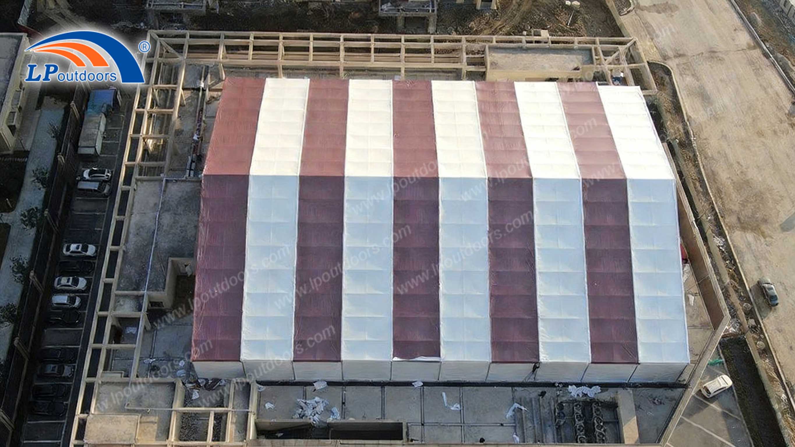 Structure de terrain de basket-ball intérieur préfabriquée sur le toit