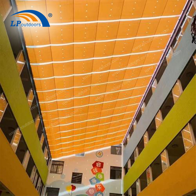Pergola rétractable HDPE commercial pour les terrasses hôtelières